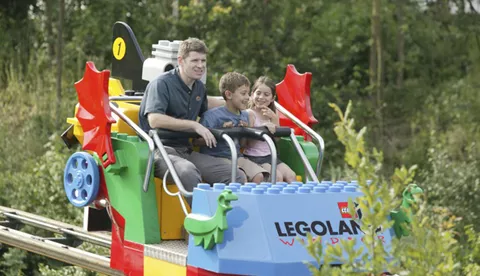 Family on Sky Rider at the LEGOLAND® Windsor Resort