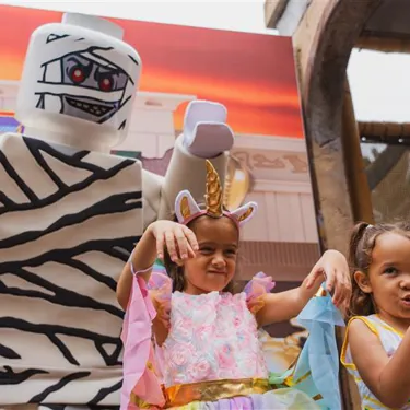 Children With Mummy
