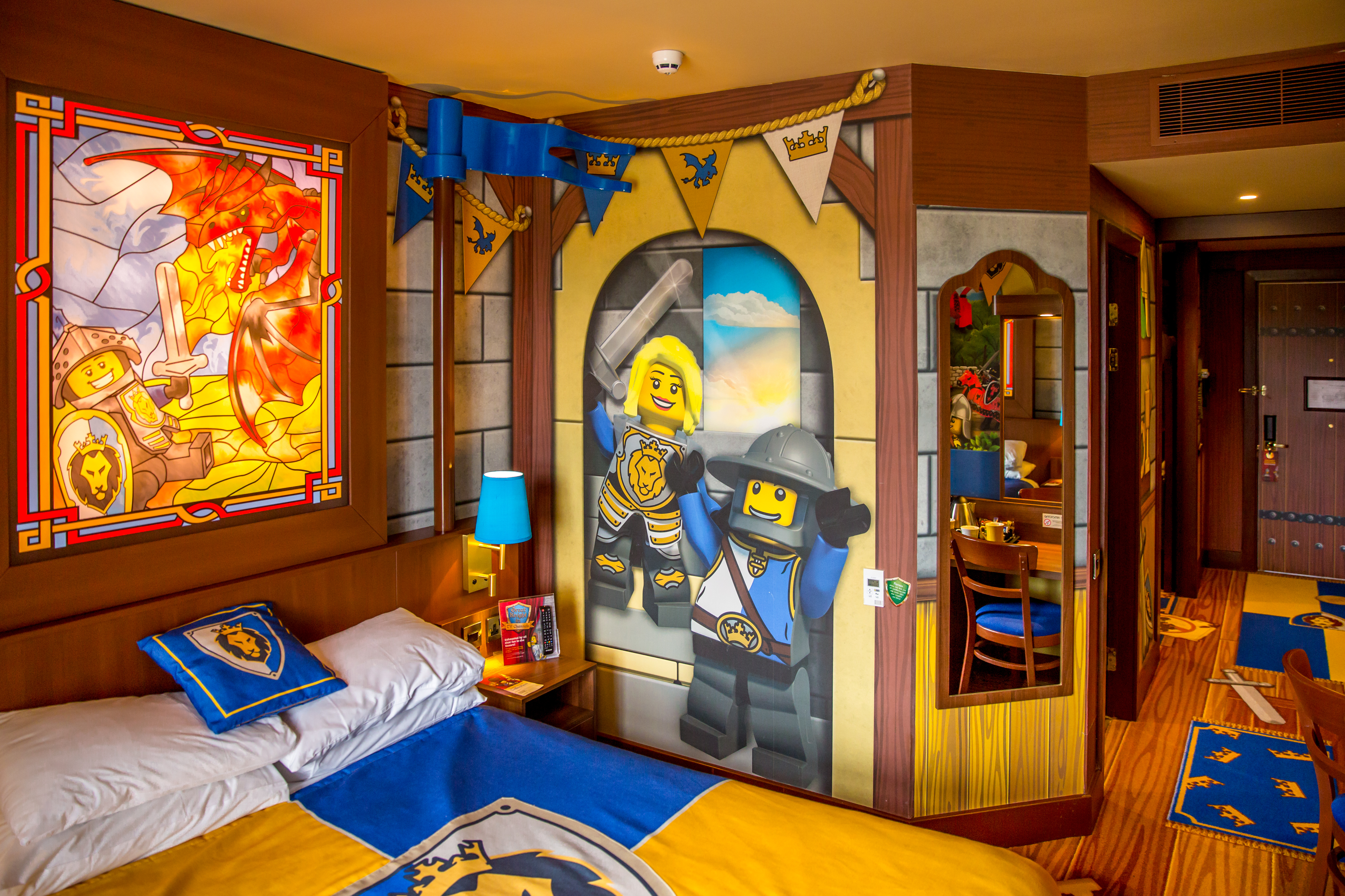 Stay In Our Lego Themed Rooms At Legoland Windsor Resort Hotel Choose ...