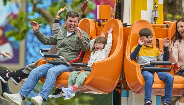 Family enjoying Fire & Ice Freefall in LEGO MYTHICA